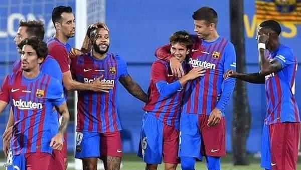القنوات الناقلة وموعد المباراة.. ما تريد معرفته عن مواجهة برشلونة وبنفيكا